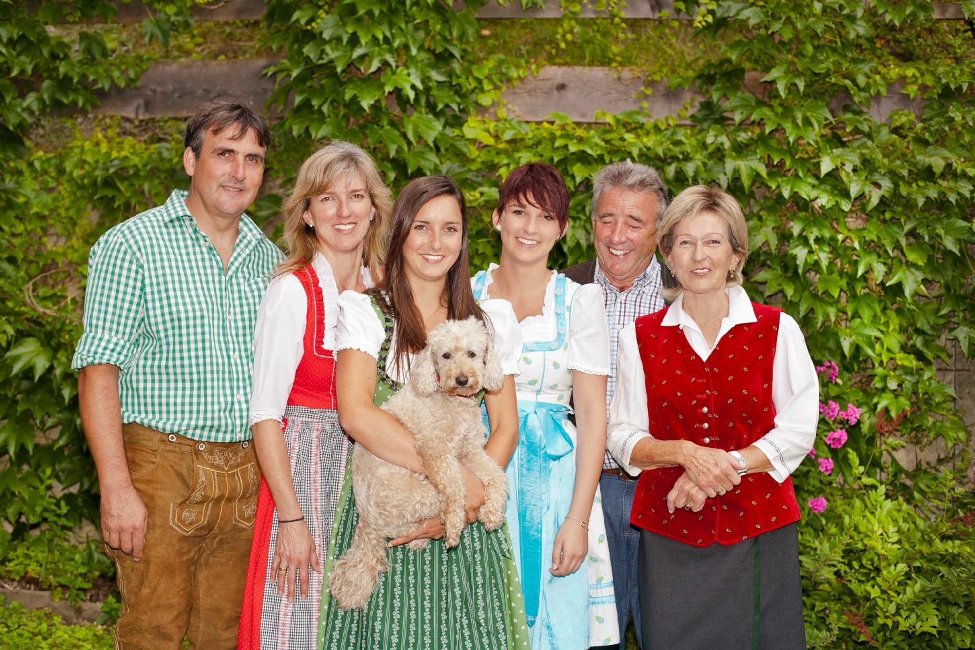 Gasthof Zum Wilden Kaiser Шефау ам Вилден Кайзер Екстериор снимка